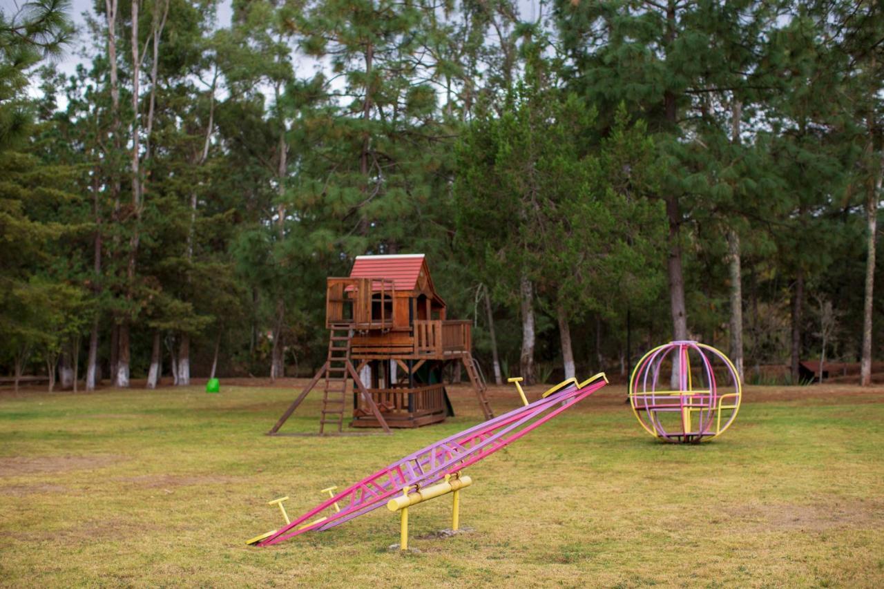 Hotel & Glamping Huasca Sierra Verde Уаска-де-Окампо Экстерьер фото