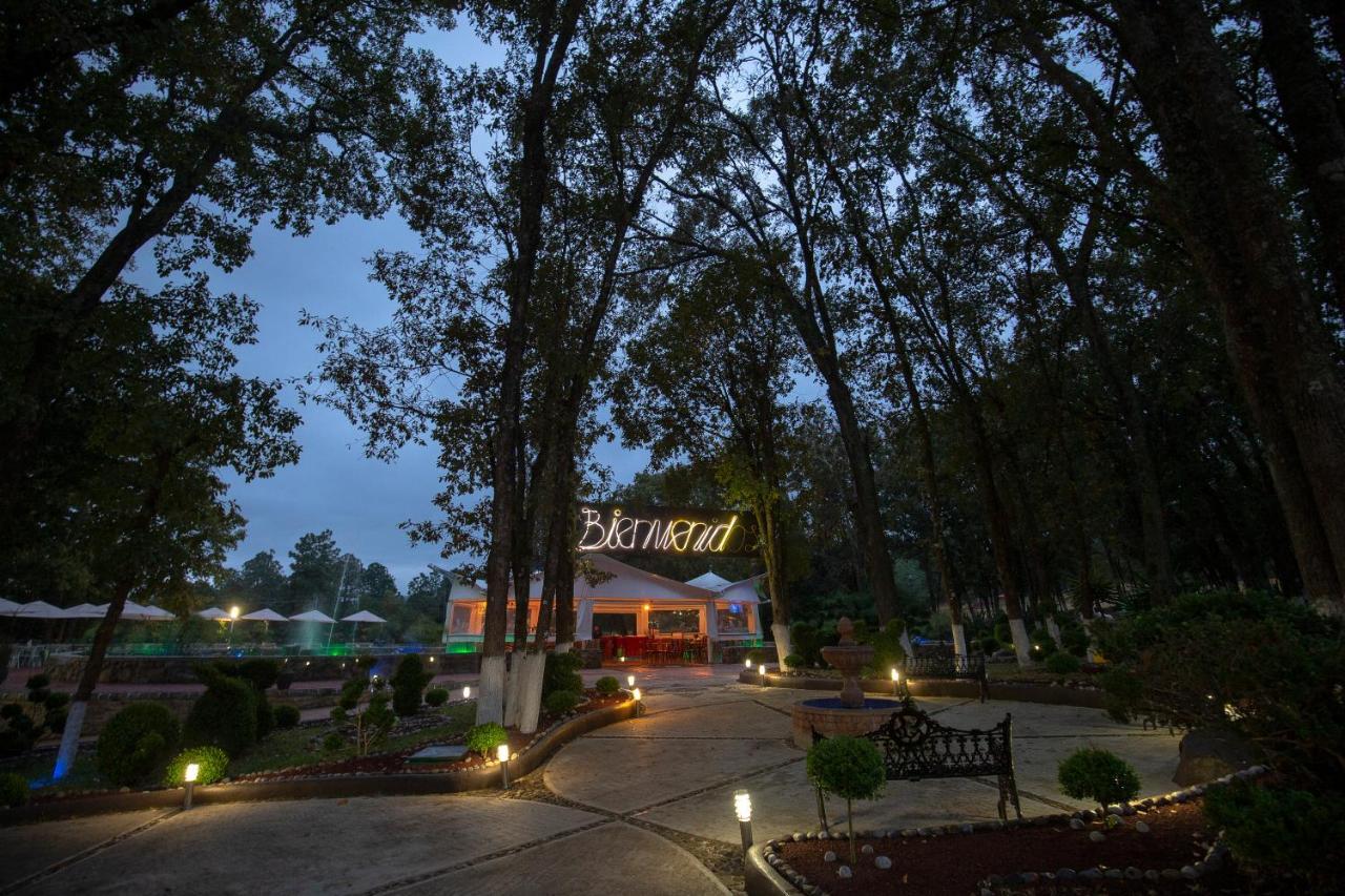 Hotel & Glamping Huasca Sierra Verde Уаска-де-Окампо Экстерьер фото